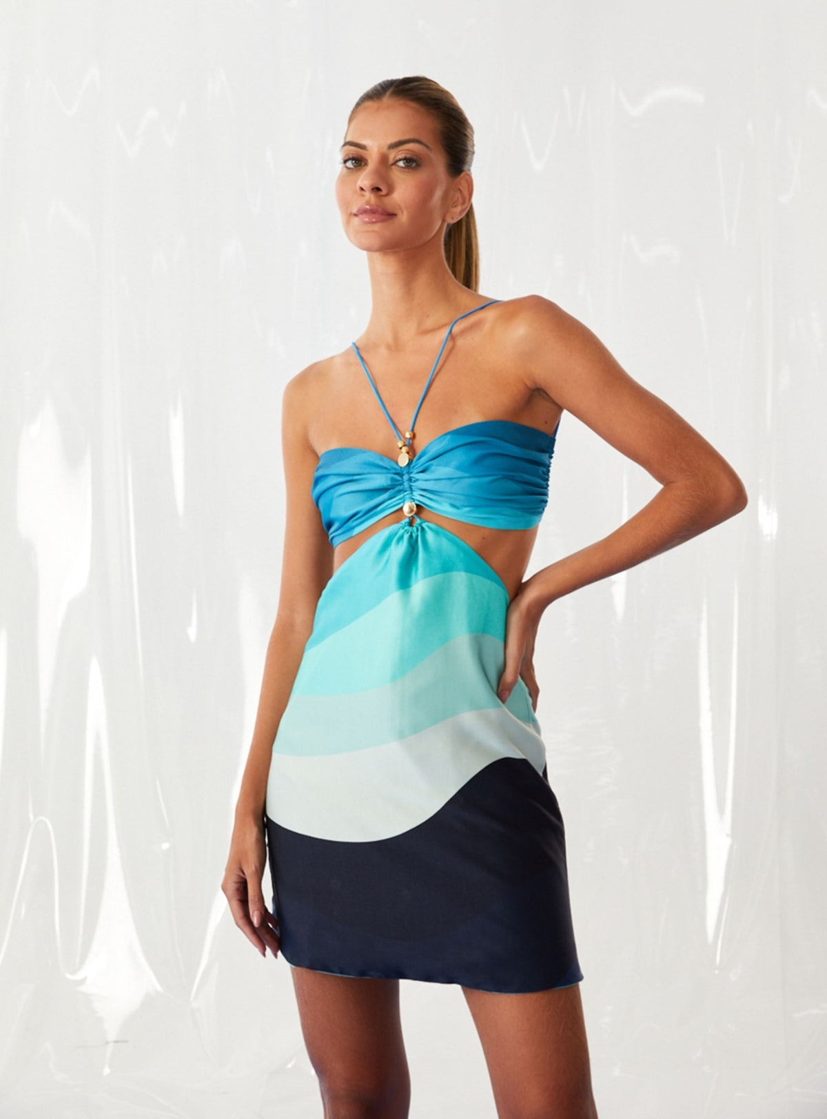 Vestido Waves Con Recortes